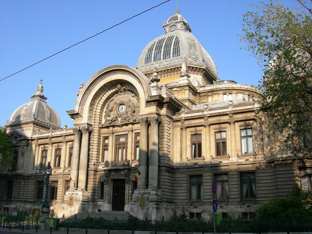 Color Apartments Franceza St Bucharest Exterior photo